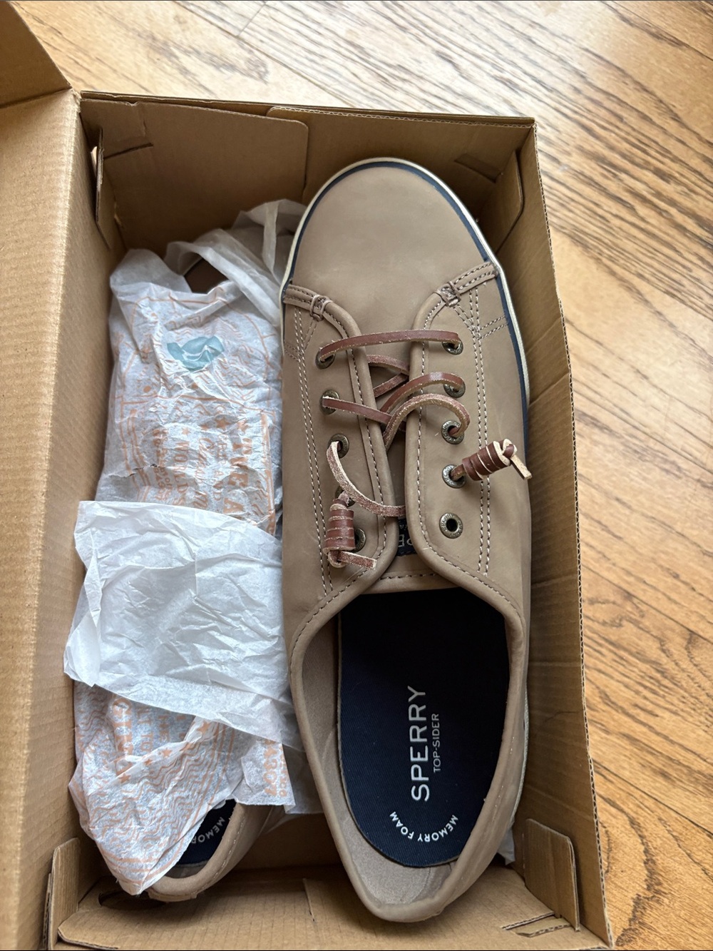Sperry Men's Classic Tan Deck Boat Shoe